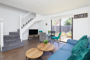 Modern 2 Bed House by City Centre